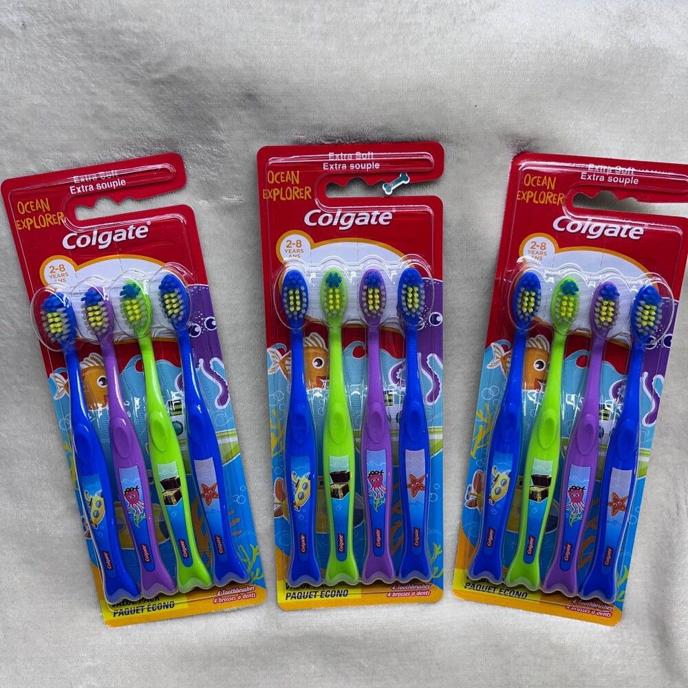 (3 Packs of 4) Colgate Kids Extra Soft Toothbrushes, Ocean Explorer Age 2-8